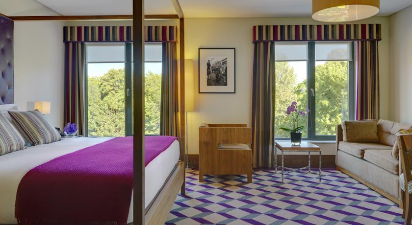 The Fitzwilliam Hotel Dublin Exterior photo A room at the hotel