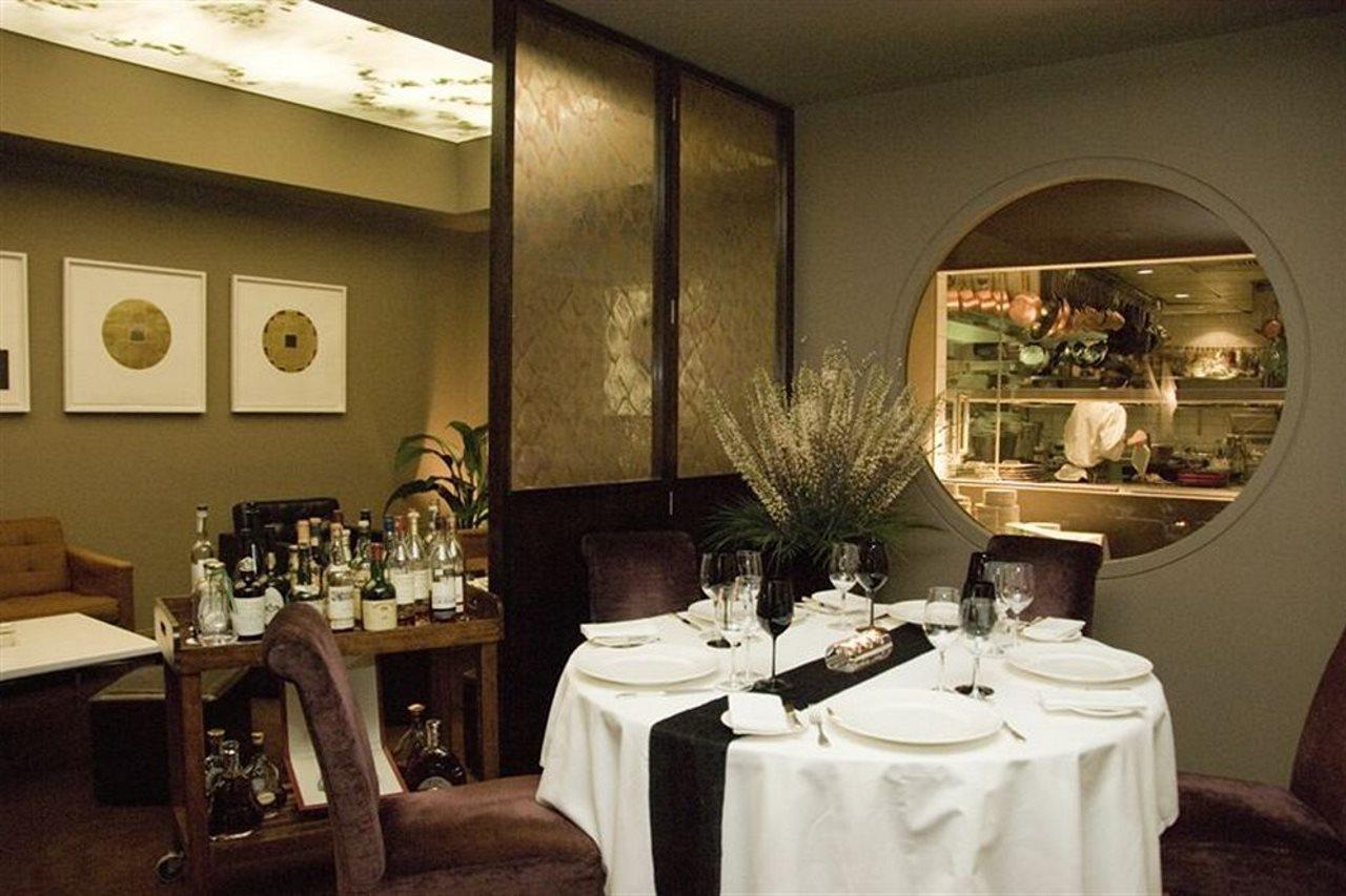 The Fitzwilliam Hotel Dublin Exterior photo Interior of the restaurant